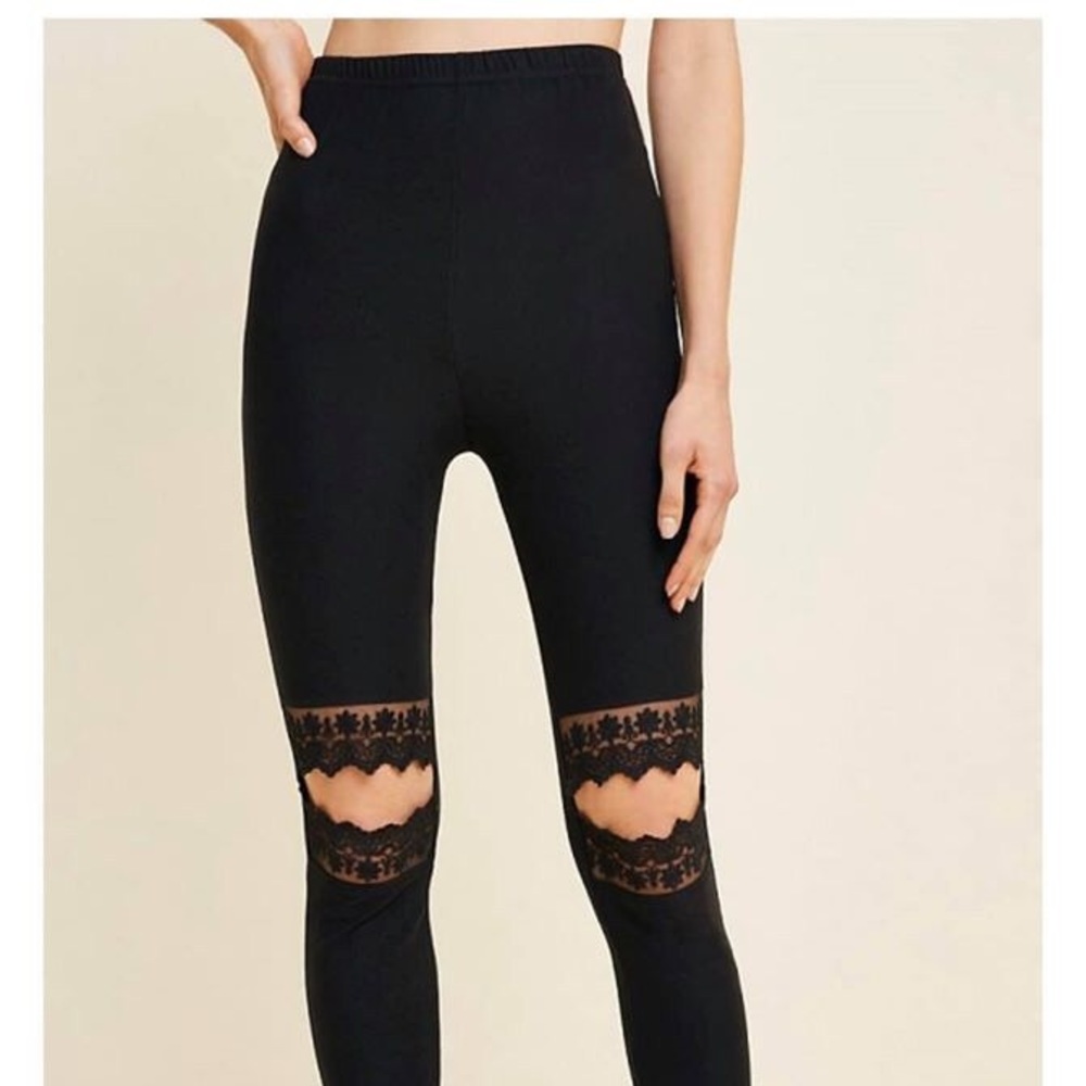 Lacey Lee cut out Leggings